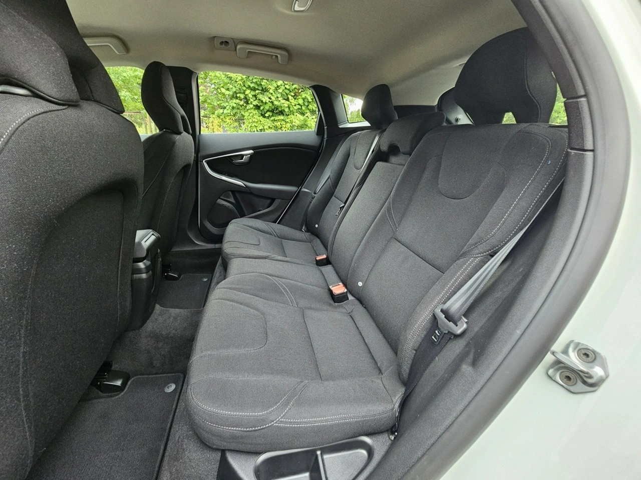Volvo V40 - Zdjęcie 16