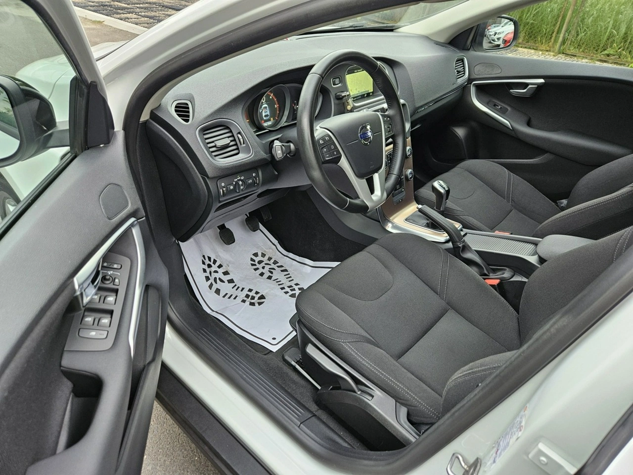 Volvo V40 - Zdjęcie 8