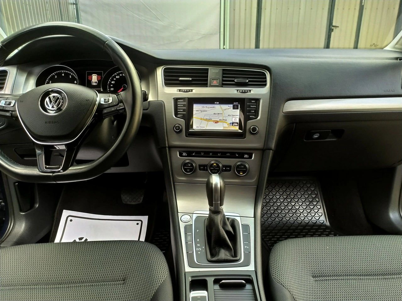 Volkswagen Golf - Zdjęcie 16