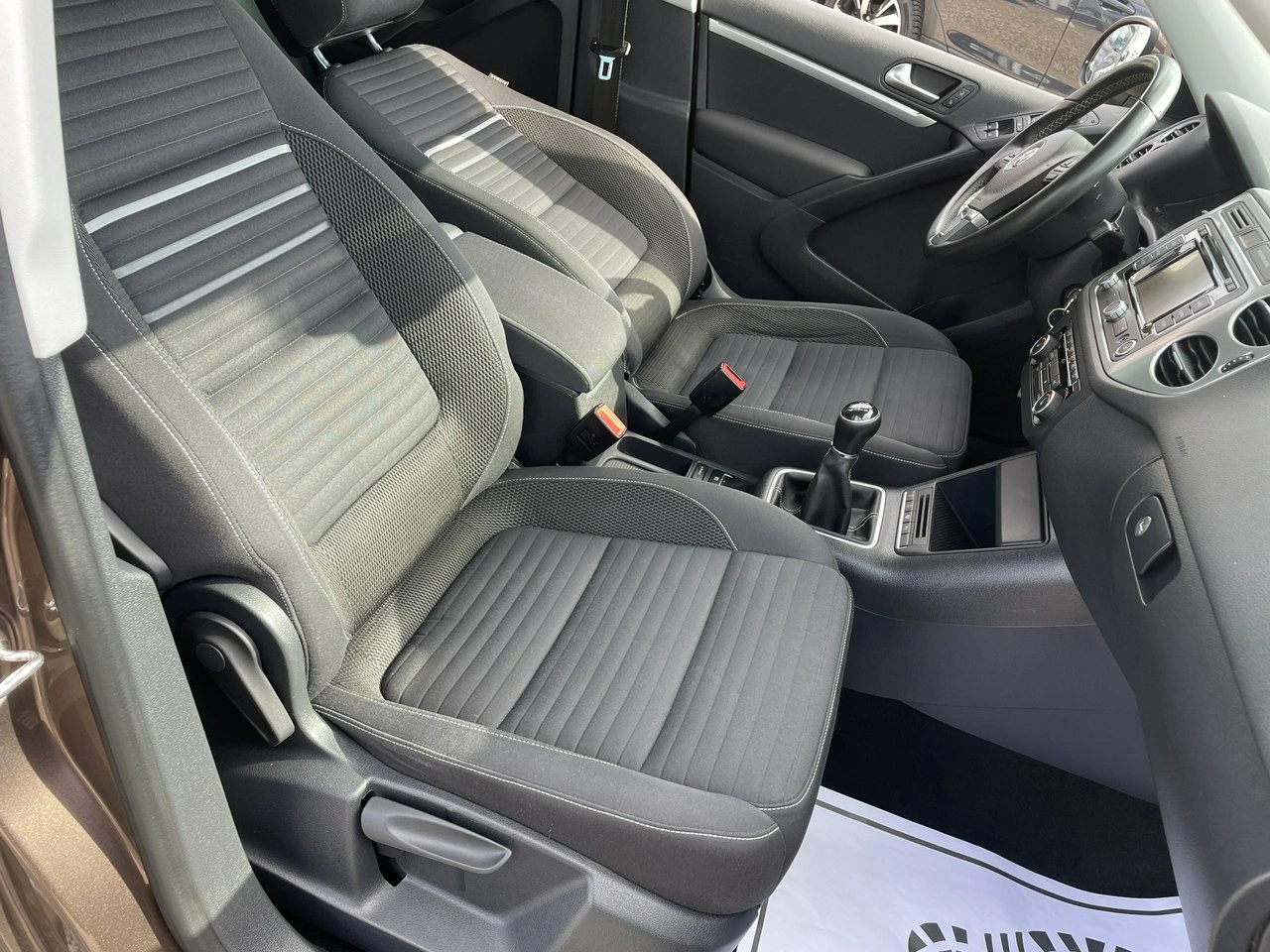 Volkswagen Tiguan - Zdjęcie 18