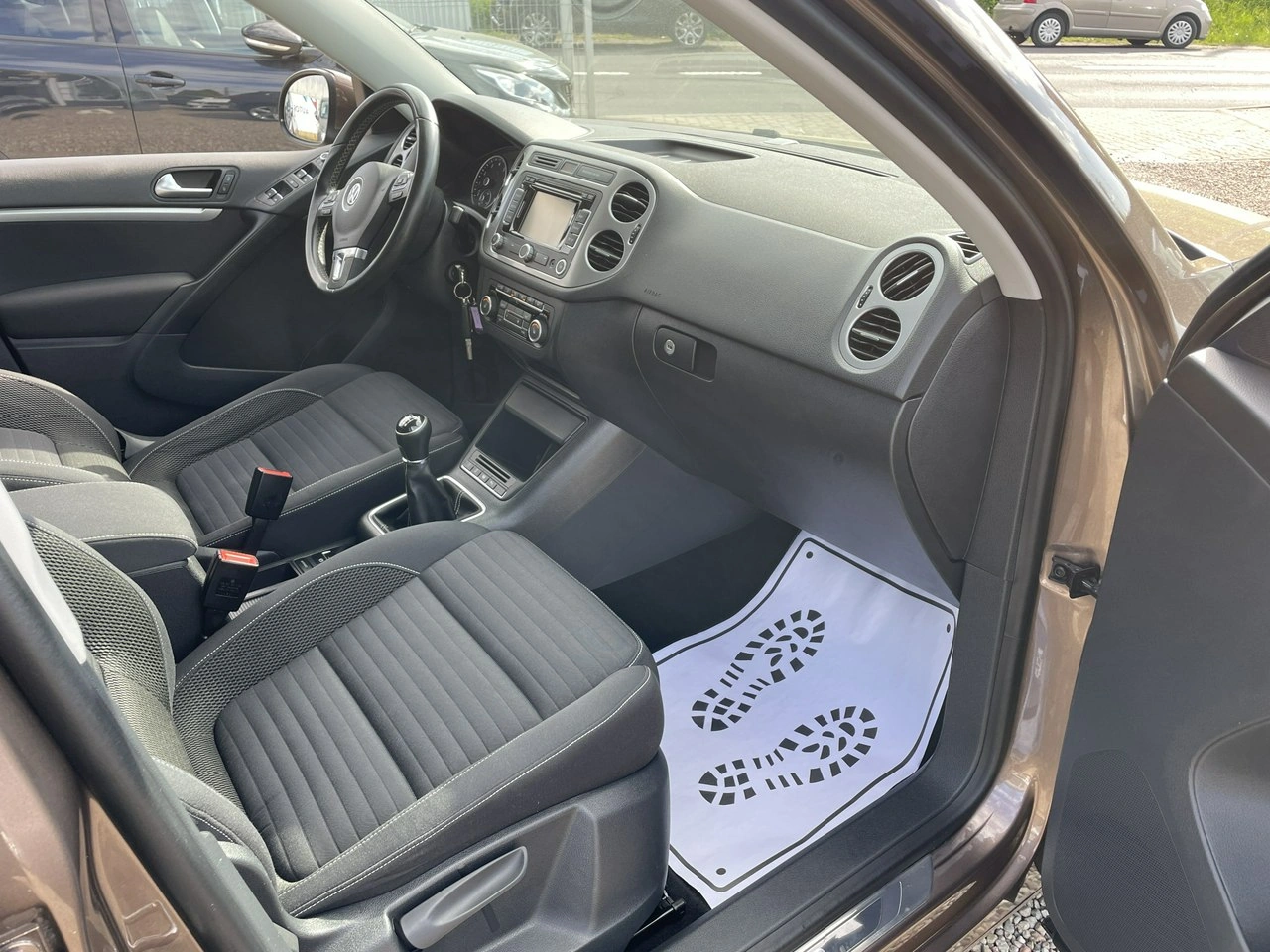 Volkswagen Tiguan - Zdjęcie 21