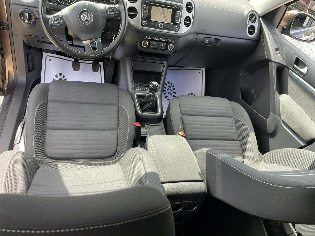 Volkswagen Tiguan - Zdjęcie 23