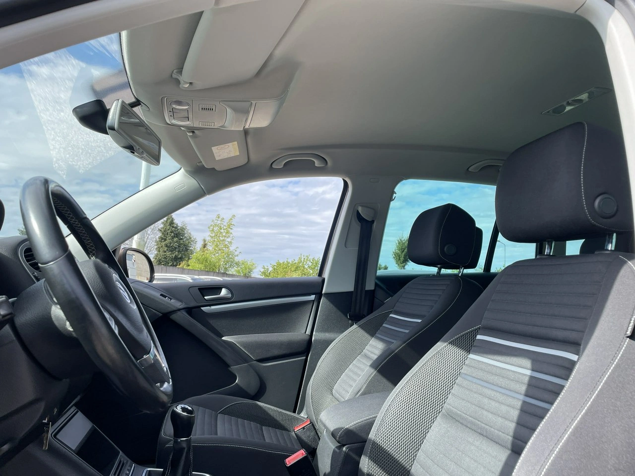 Volkswagen Tiguan - Zdjęcie 26