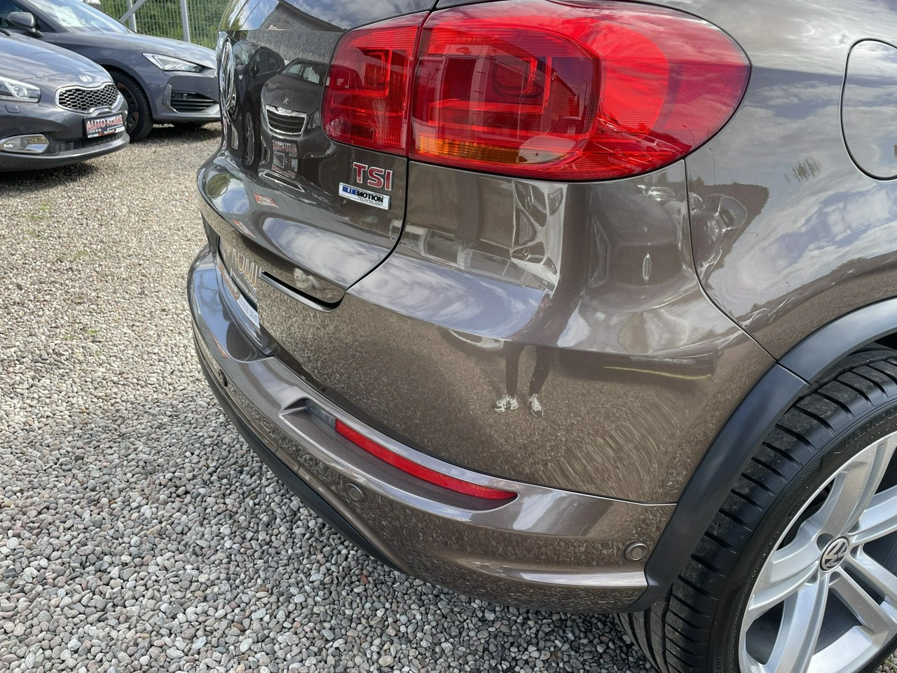 Volkswagen Tiguan - Zdjęcie 32