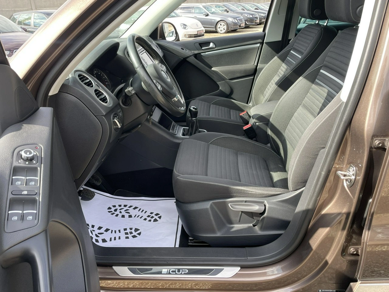 Volkswagen Tiguan - Zdjęcie 6