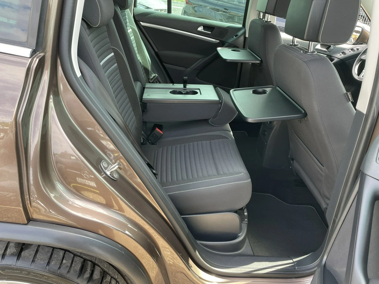Volkswagen Tiguan - Zdjęcie 8