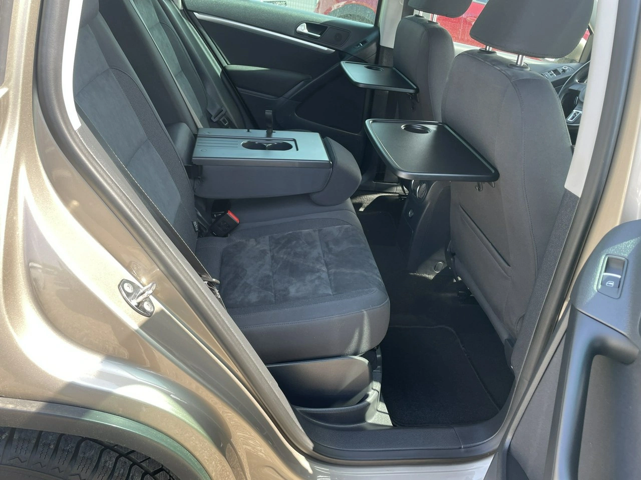 Volkswagen Tiguan - Zdjęcie 8