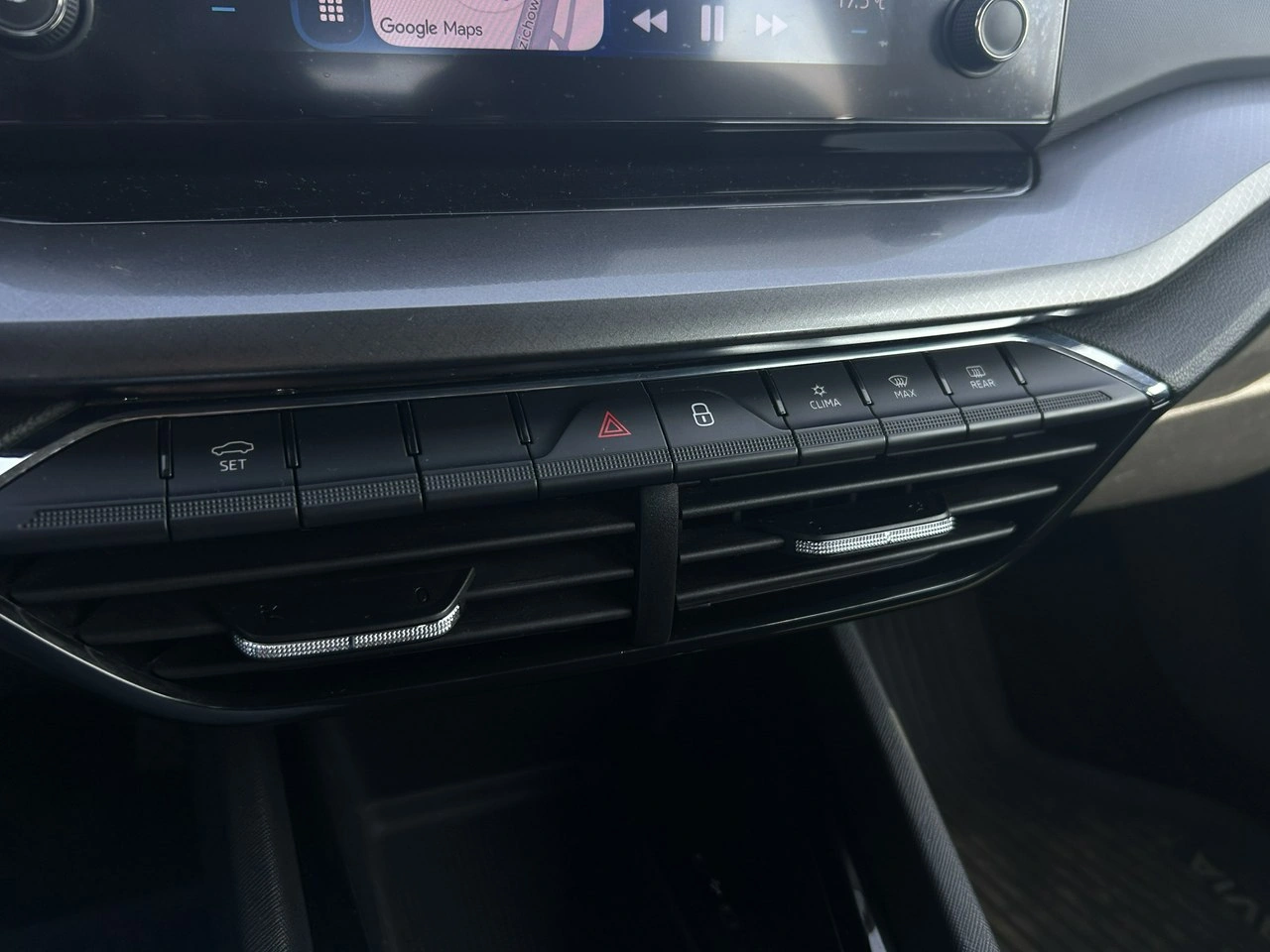 Skoda Octavia - Zdjęcie 28