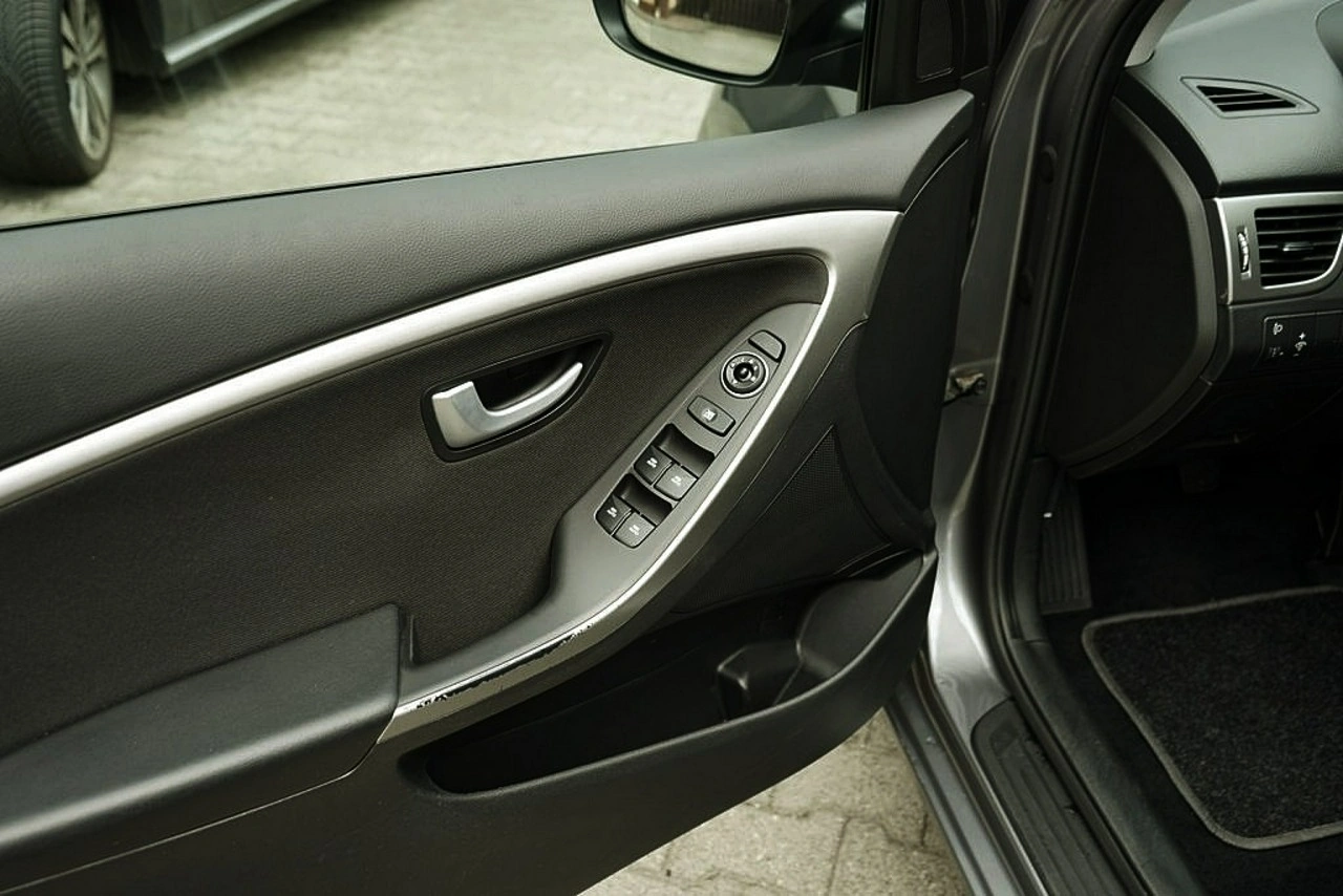 Hyundai i30 - Zdjęcie 13