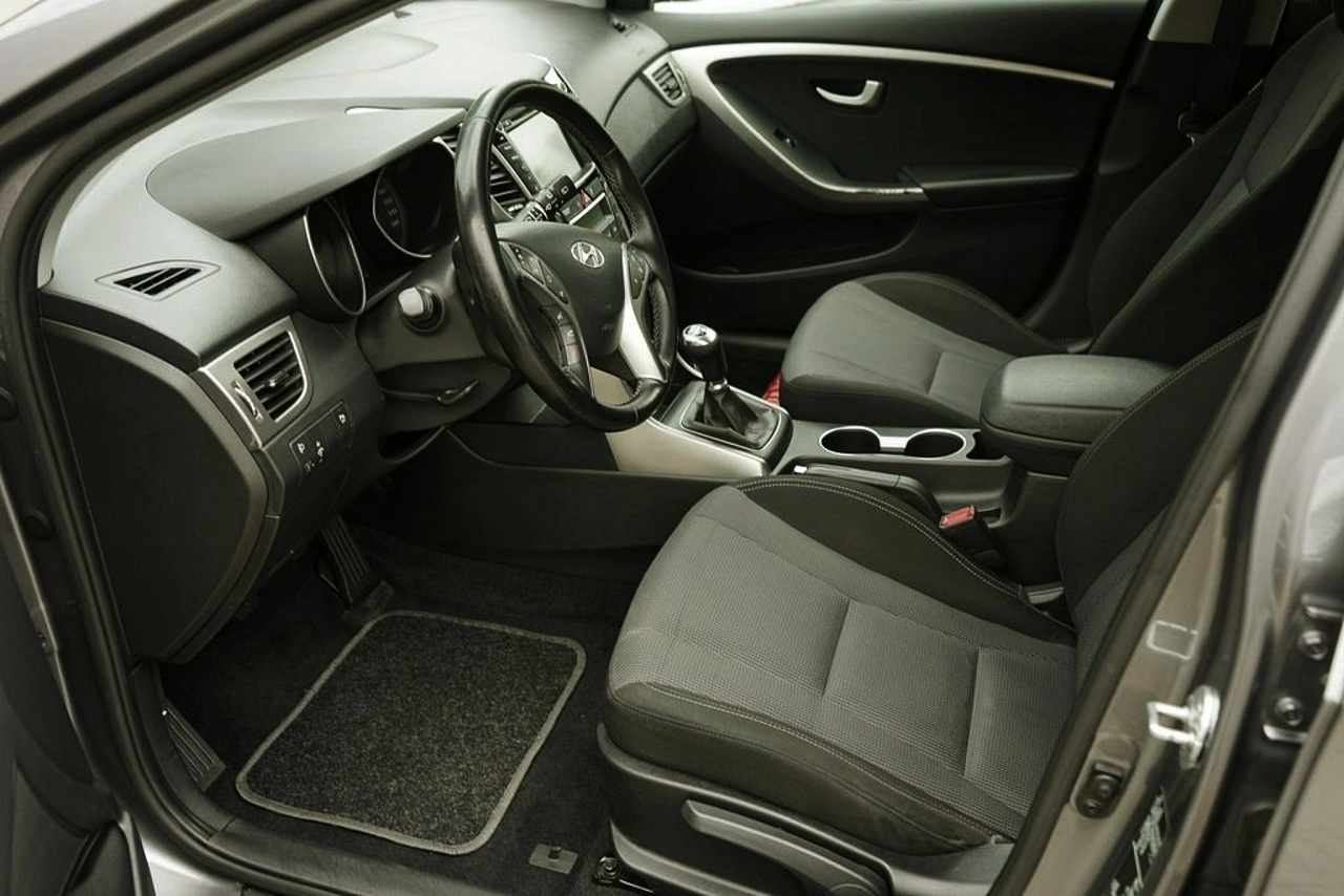 Hyundai i30 - Zdjęcie 16