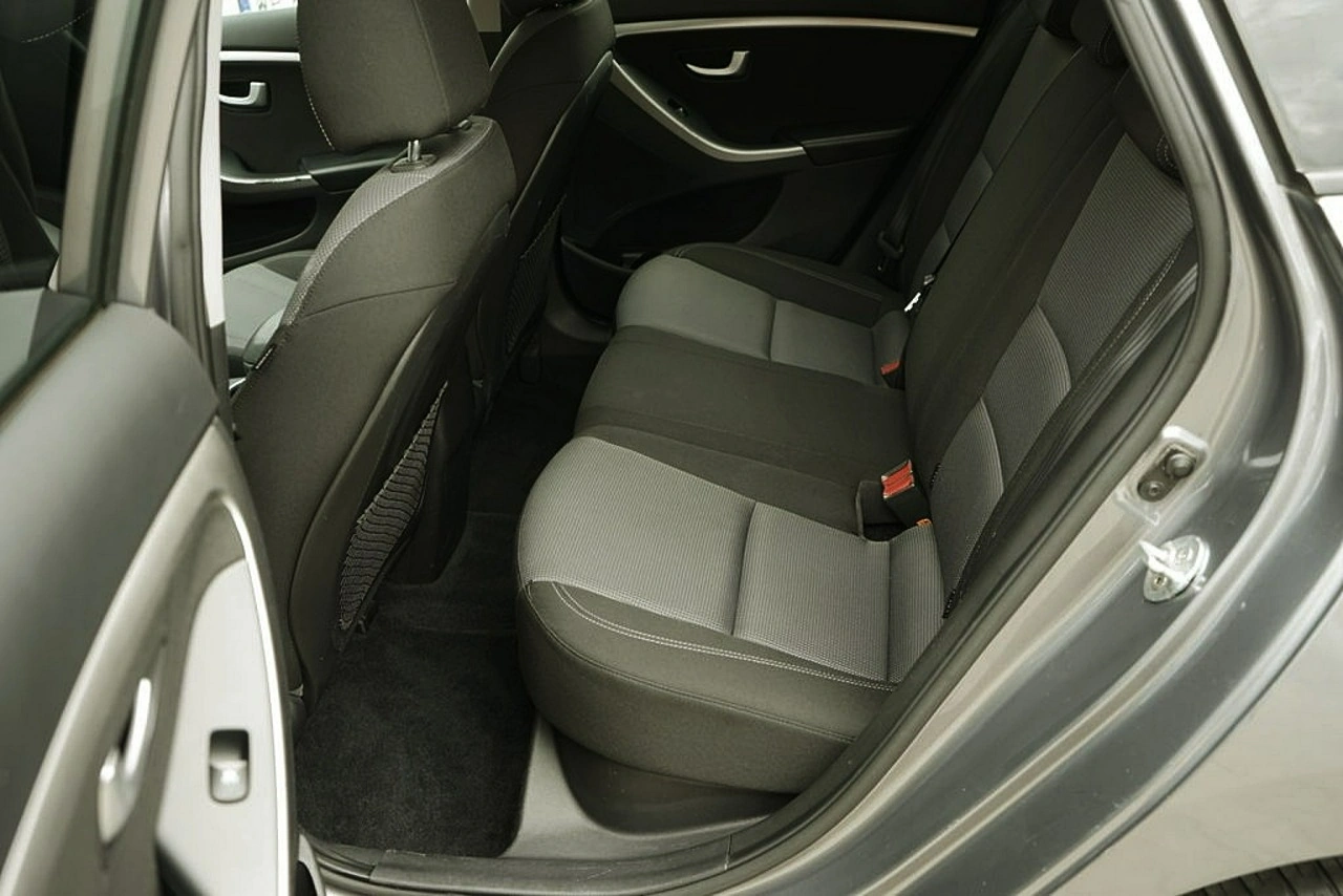 Hyundai i30 - Zdjęcie 18
