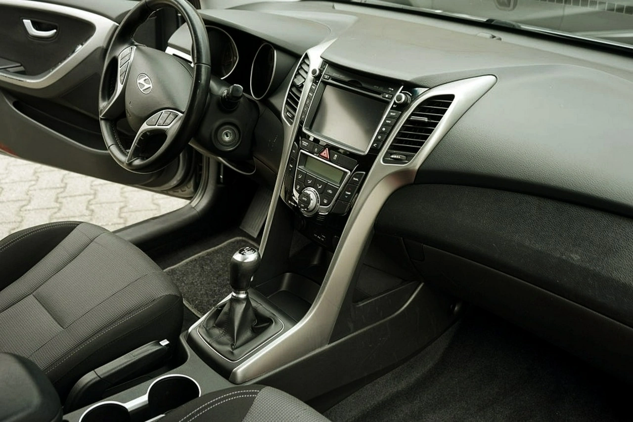 Hyundai i30 - Zdjęcie 23
