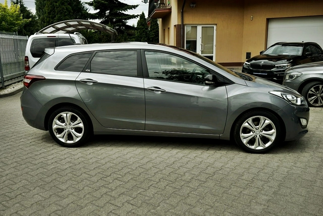 Hyundai i30 - Zdjęcie 4