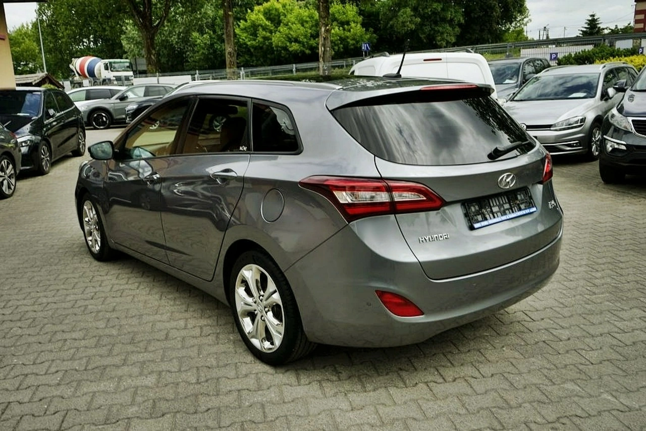 Hyundai i30 - Zdjęcie 8