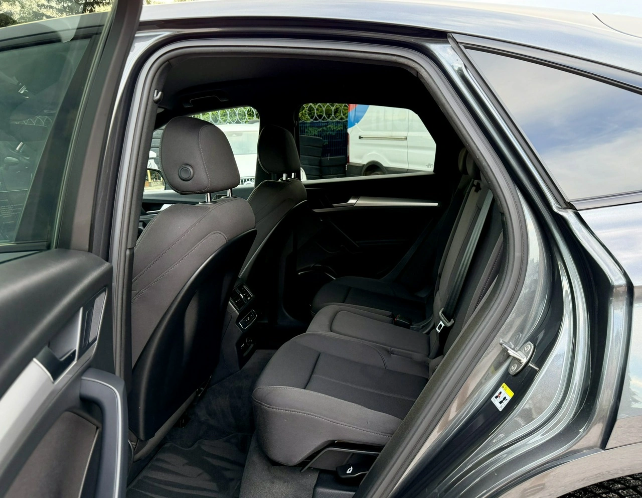 Audi Q5 - Zdjęcie 9