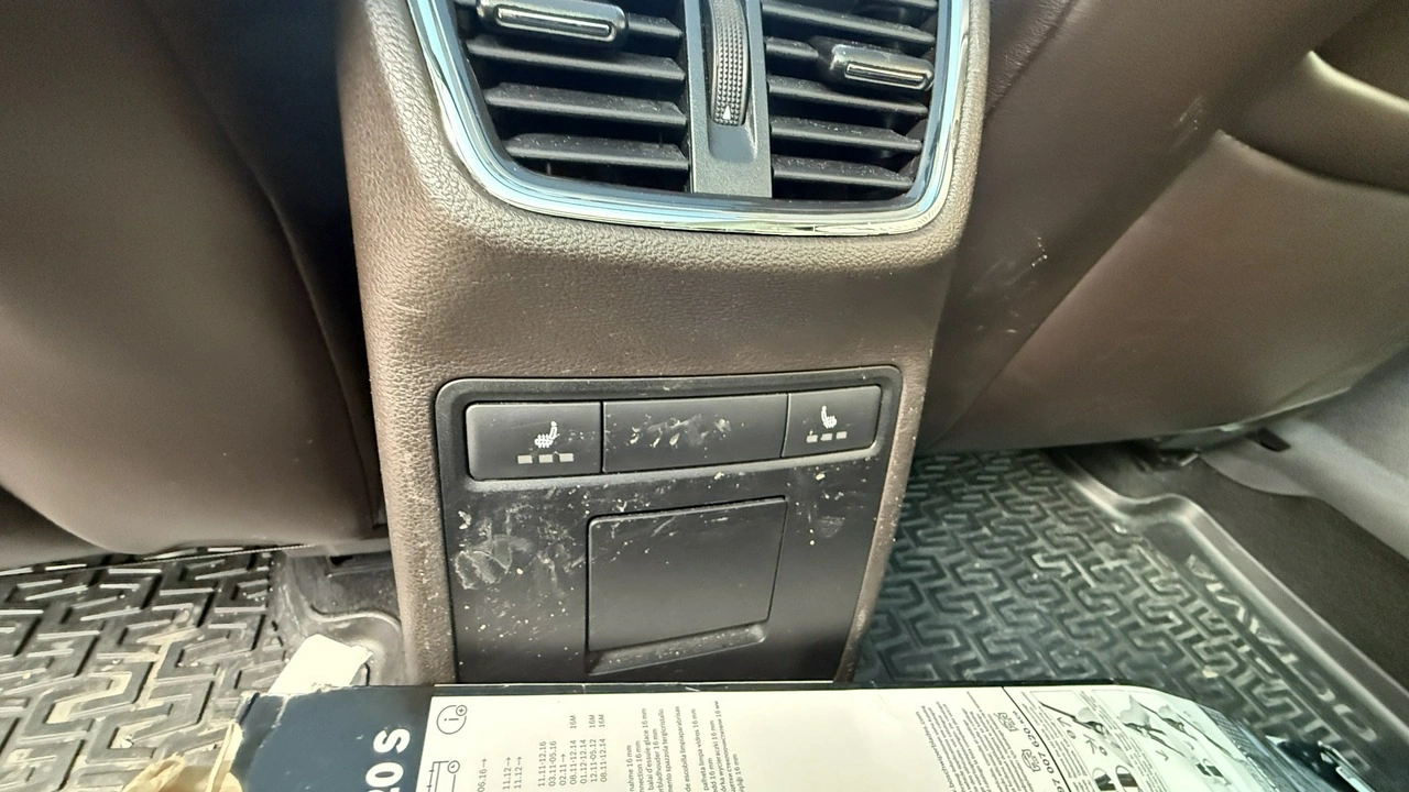 Skoda Superb - Zdjęcie 24