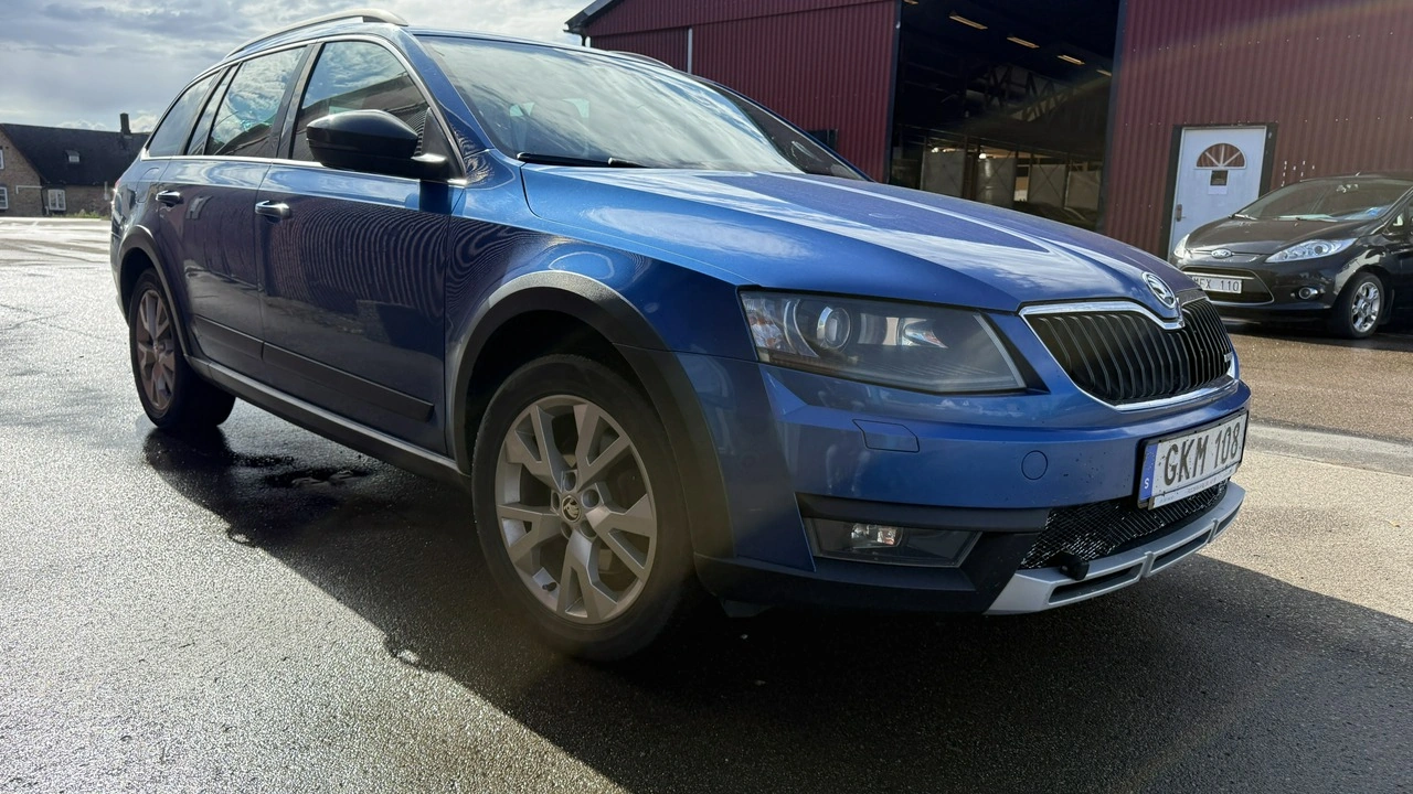 Skoda Superb - Zdjęcie 4