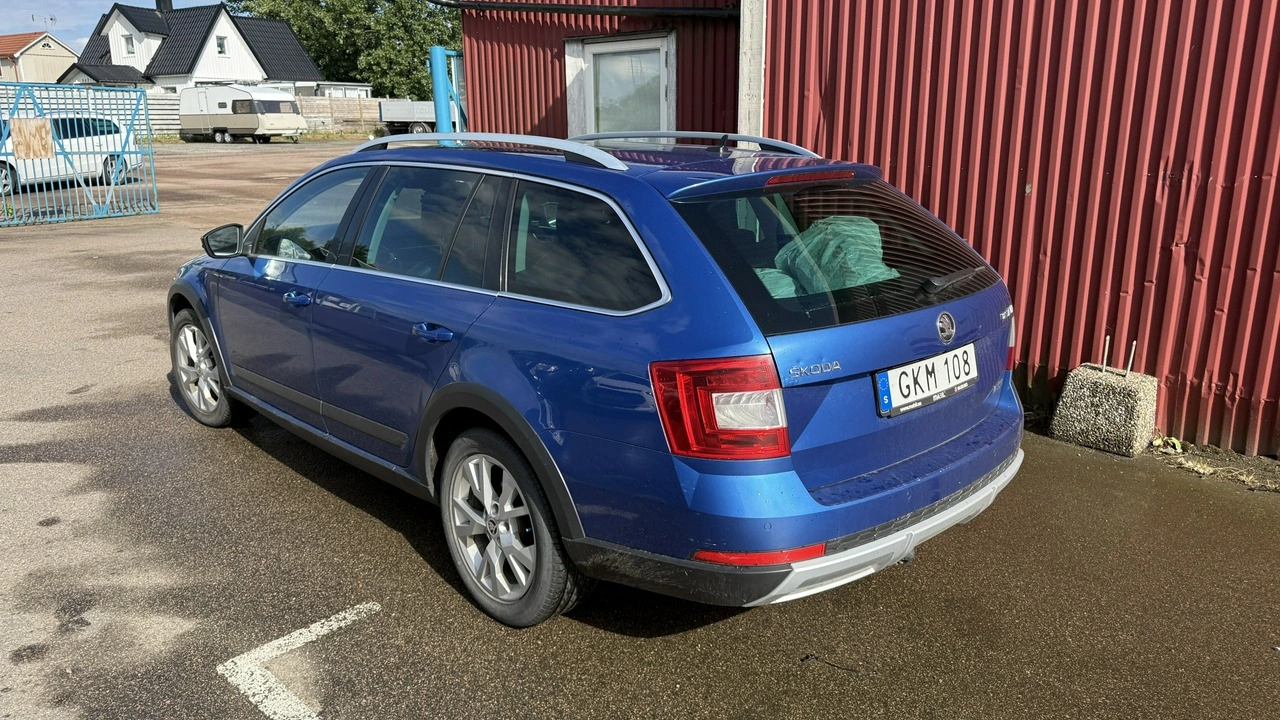 Skoda Superb - Zdjęcie 7