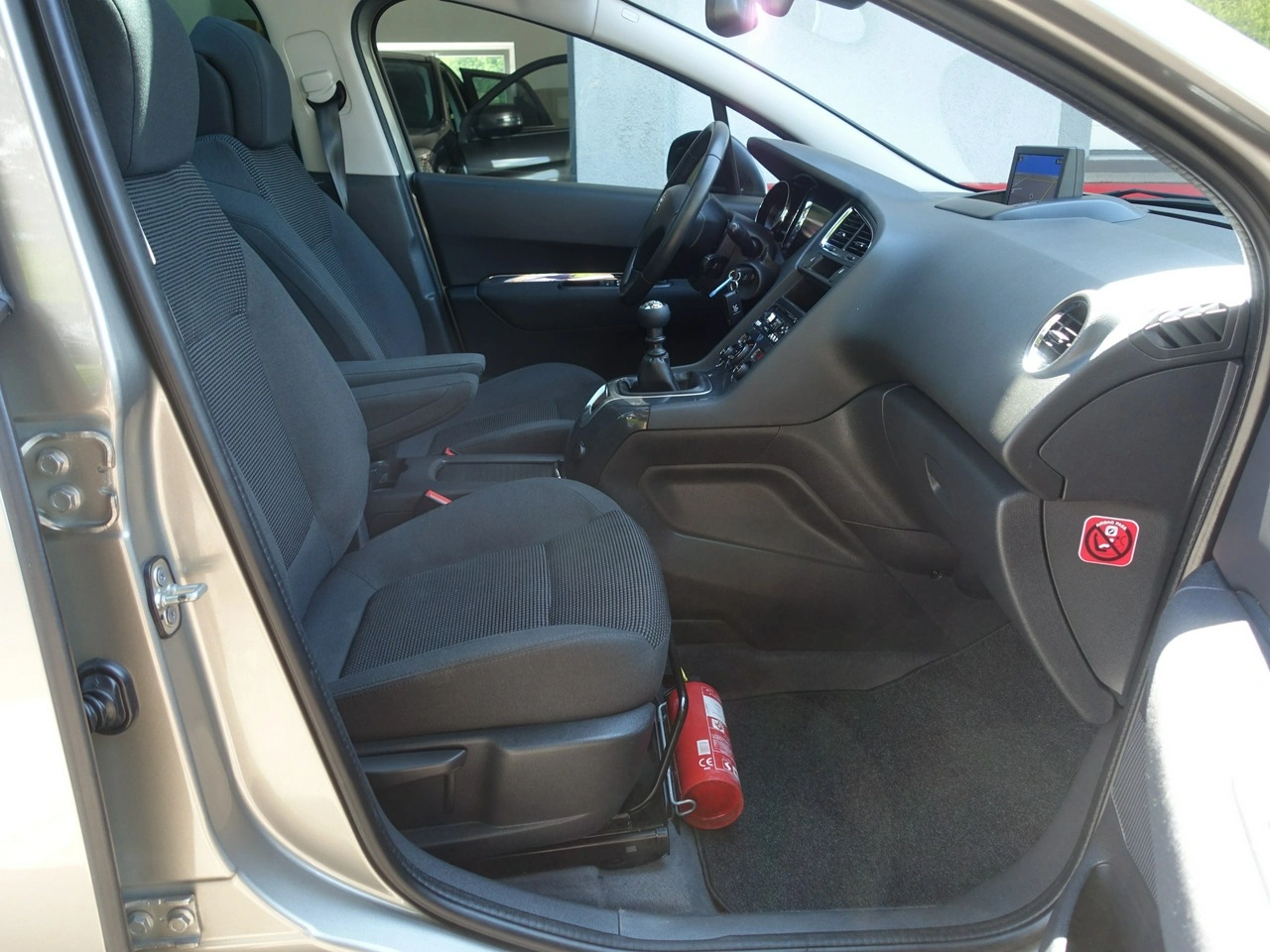 Peugeot 5008 - Zdjęcie 17