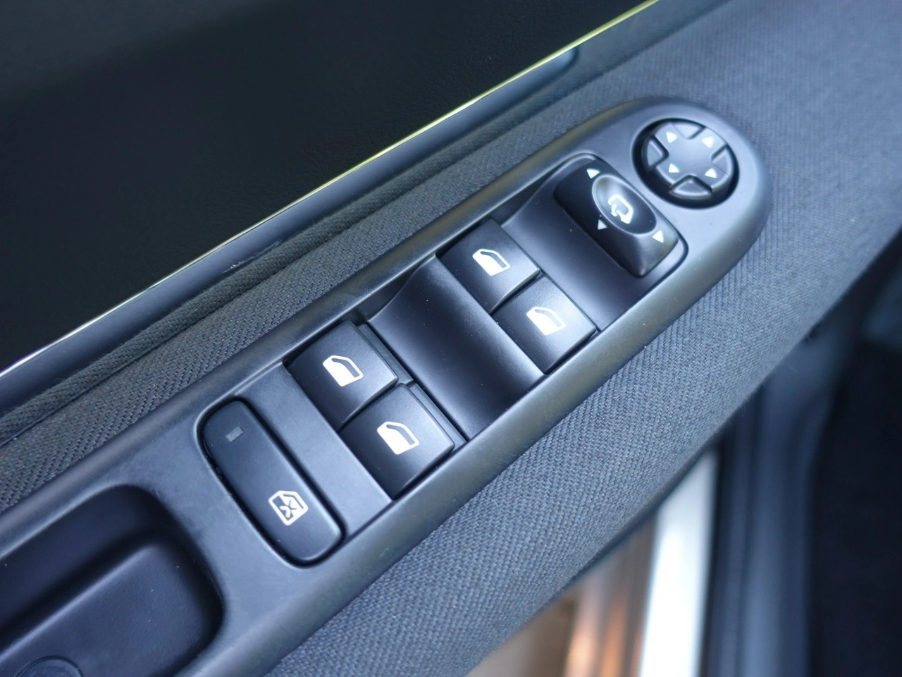 Peugeot 5008 - Zdjęcie 19