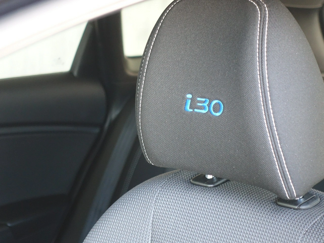 Hyundai i30 - Zdjęcie 14
