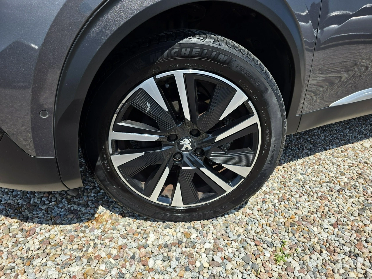 Peugeot 2008 - Zdjęcie 9