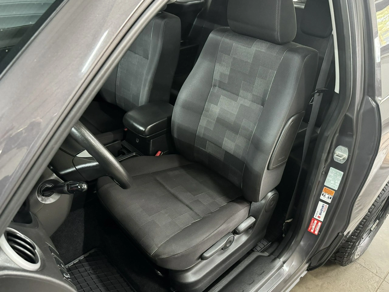 Suzuki Grand Vitara - Zdjęcie 9