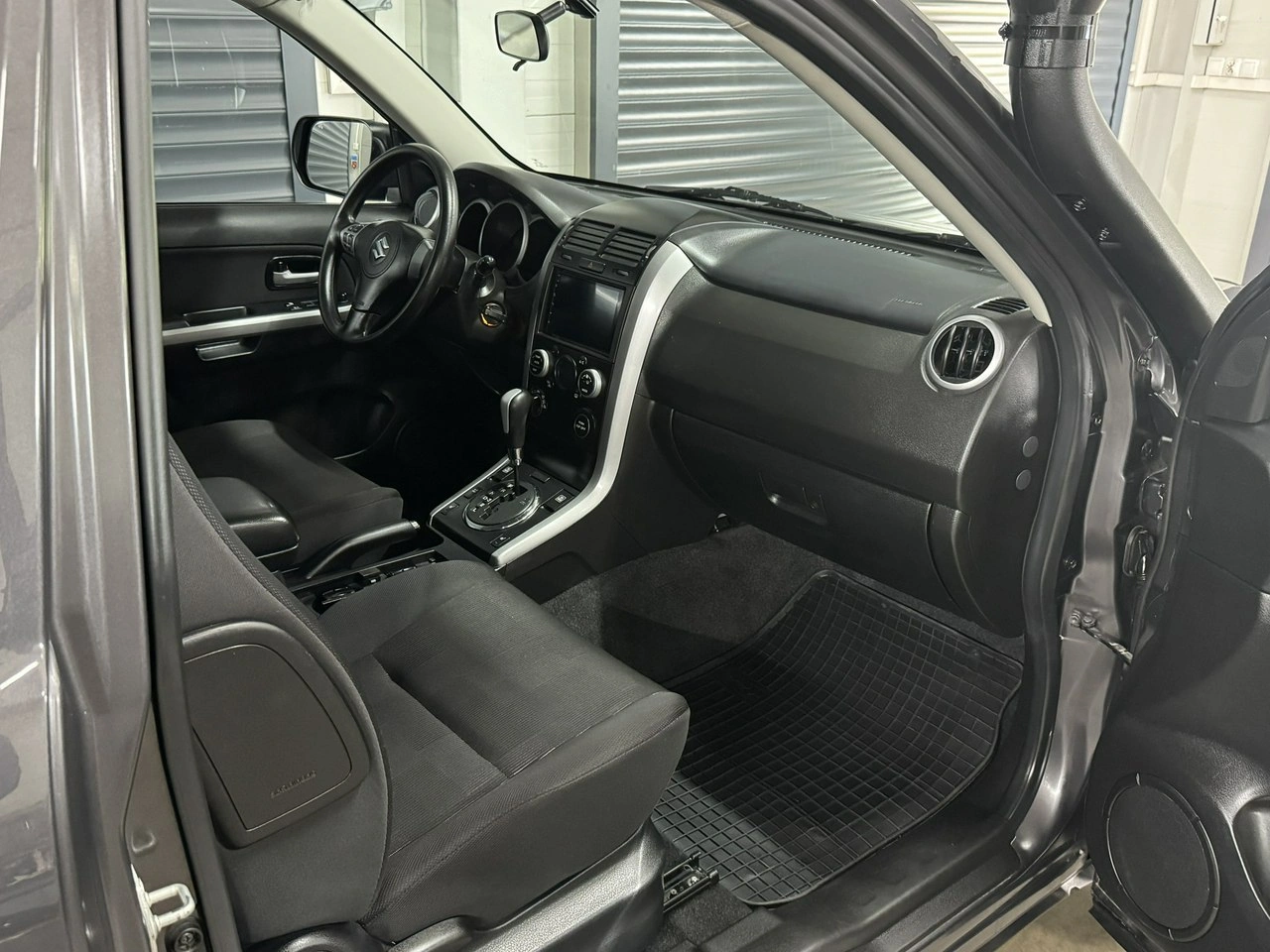 Suzuki Grand Vitara - Zdjęcie 11