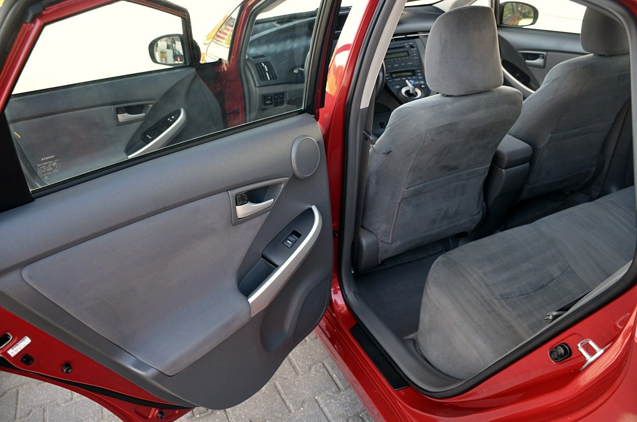 Toyota Prius+ - Zdjęcie 15
