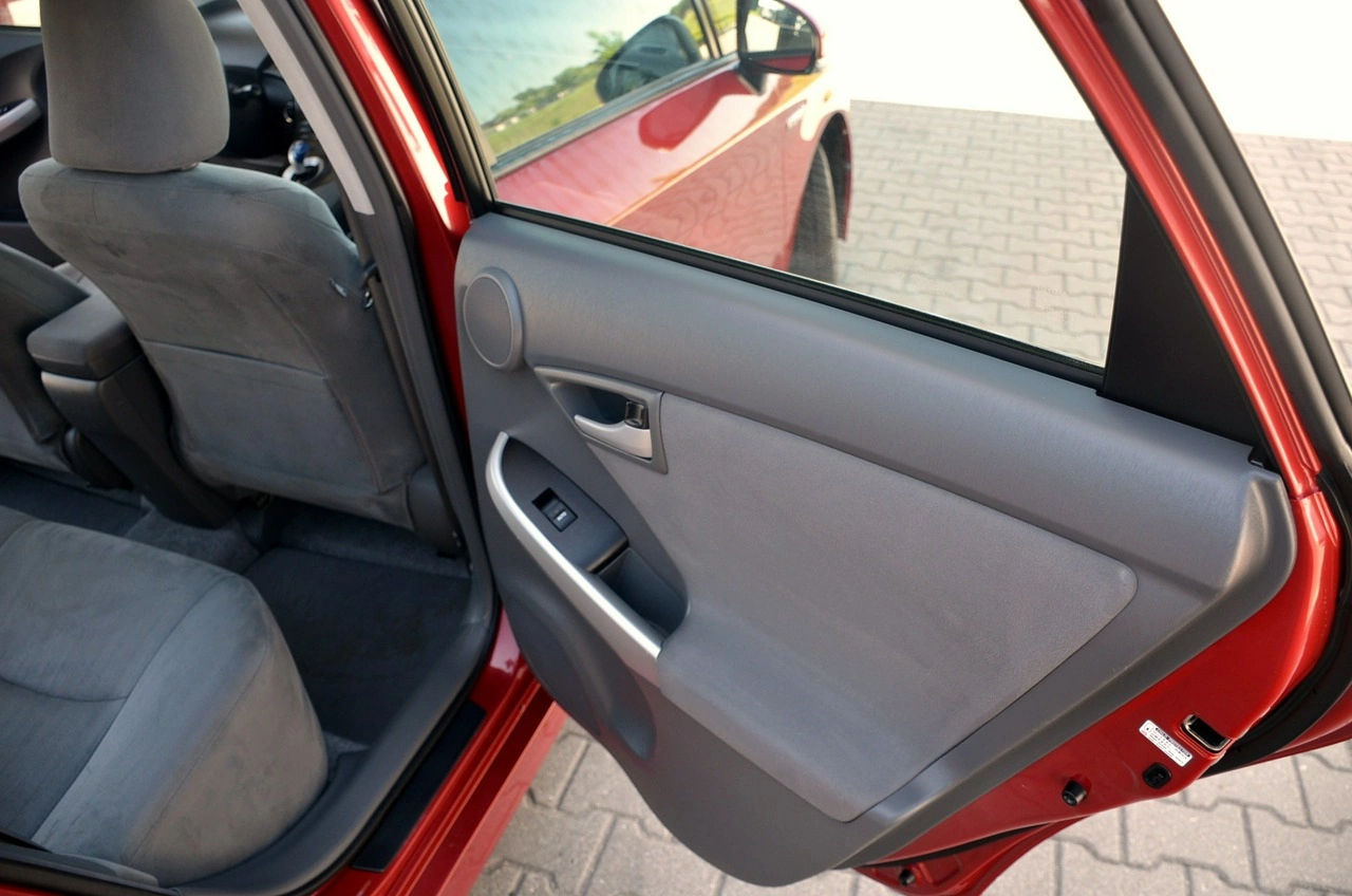 Toyota Prius+ - Zdjęcie 16