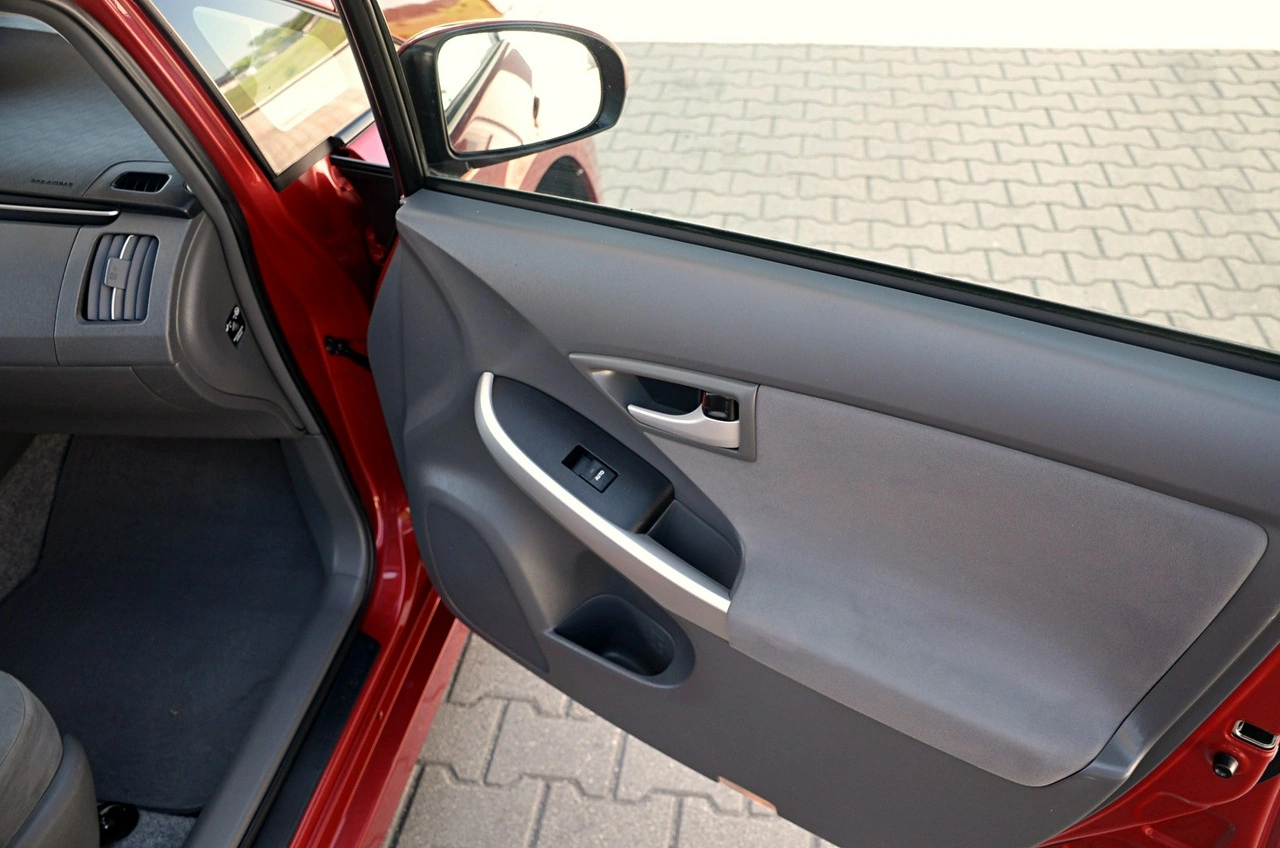 Toyota Prius+ - Zdjęcie 23