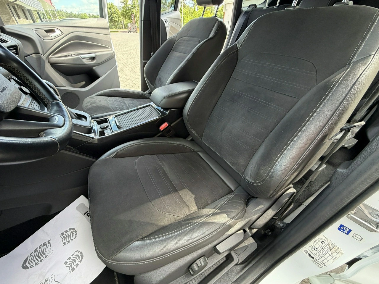 Ford Kuga - Zdjęcie 8