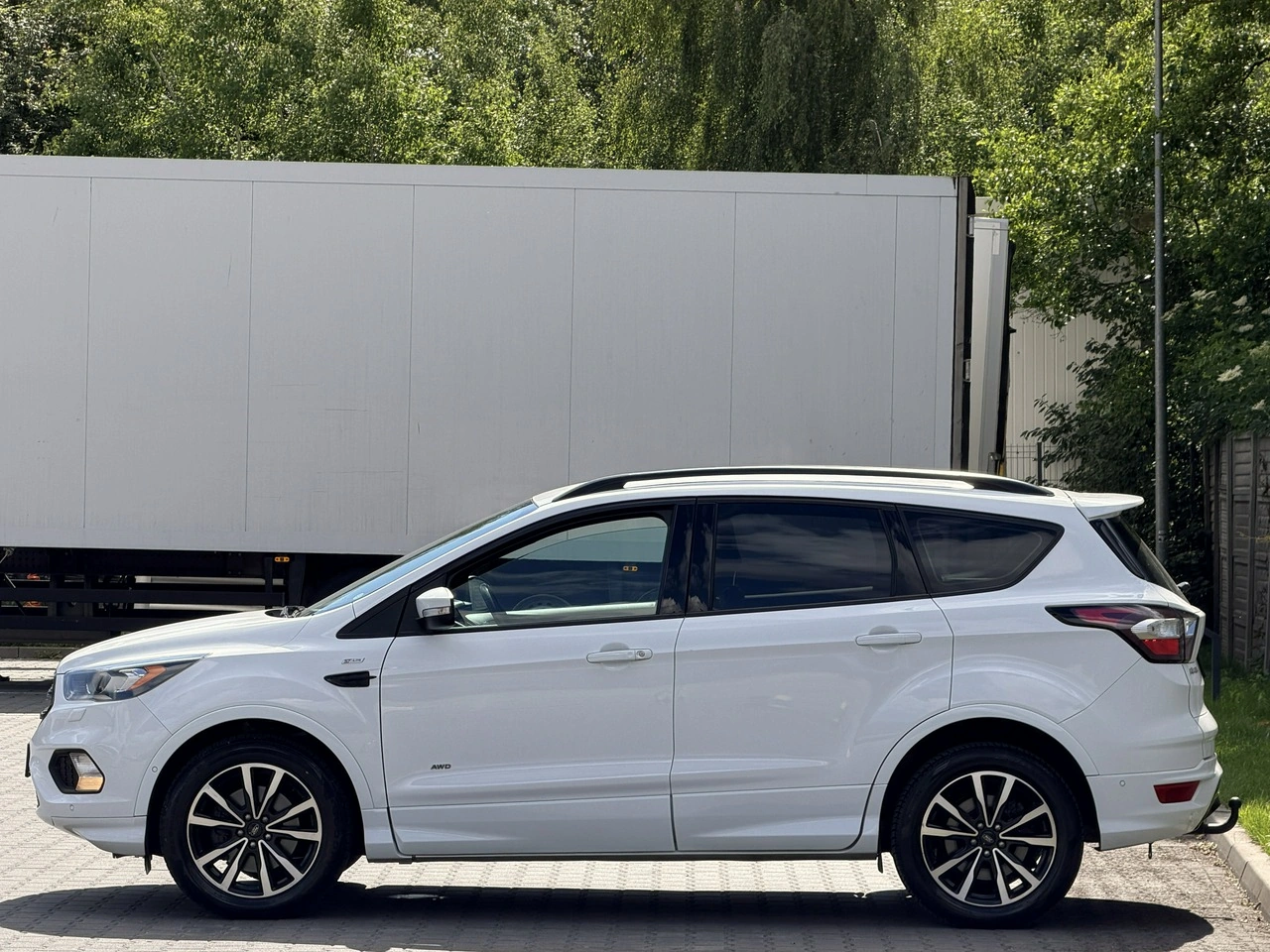 Ford Kuga - Zdjęcie 19