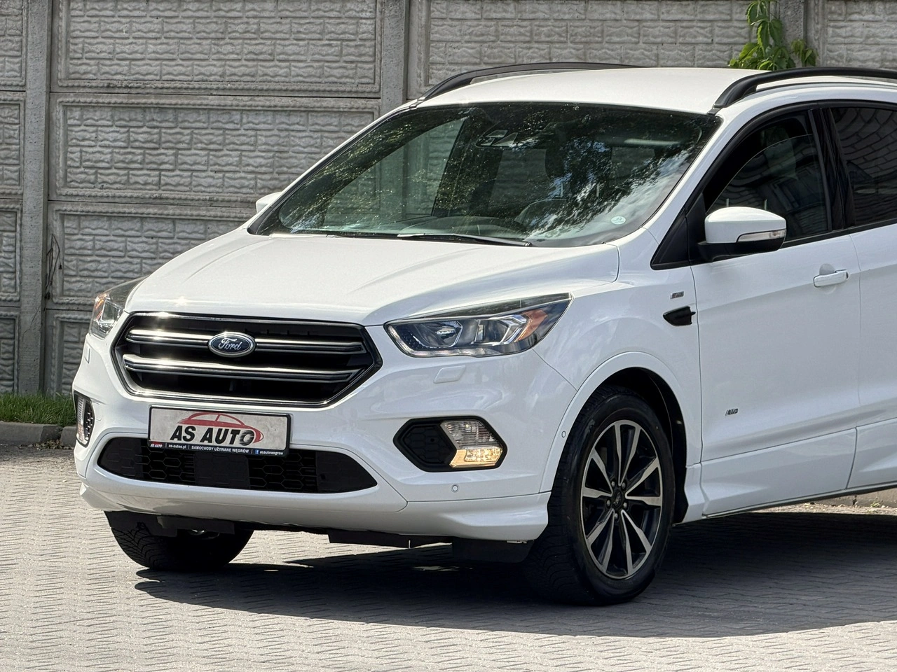 Ford Kuga - Zdjęcie 23