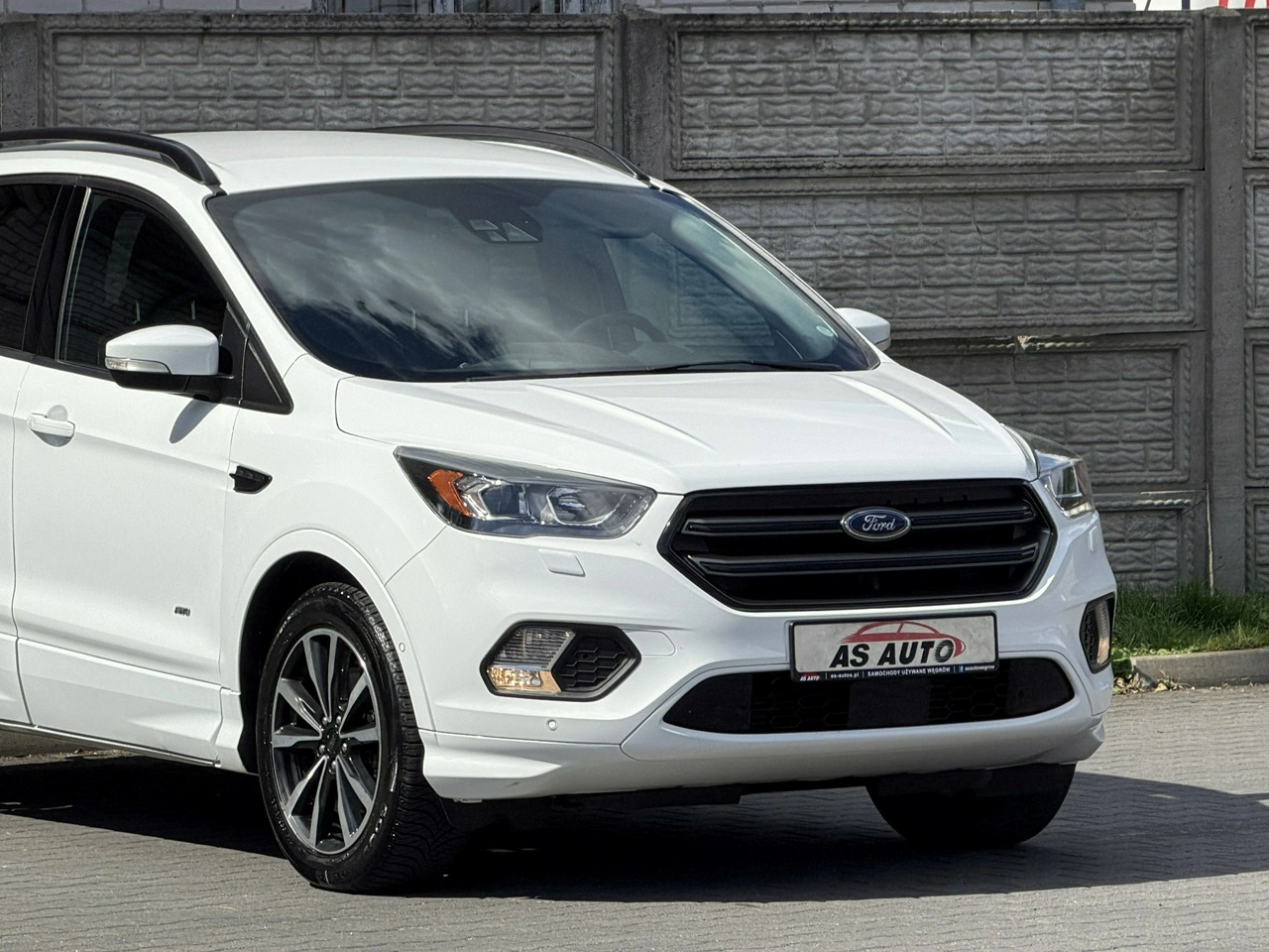 Ford Kuga - Zdjęcie 25
