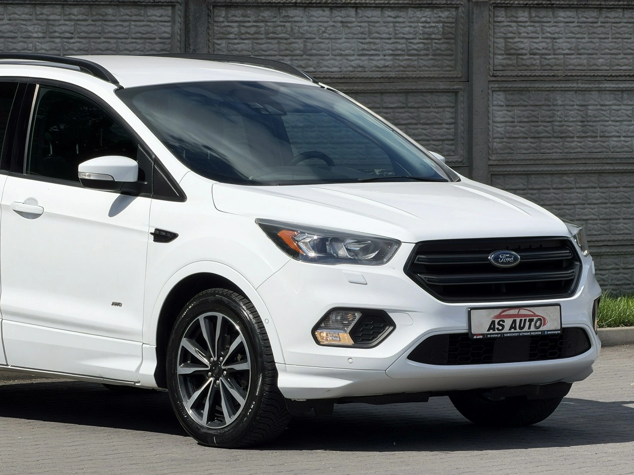 Ford Kuga - Zdjęcie 27