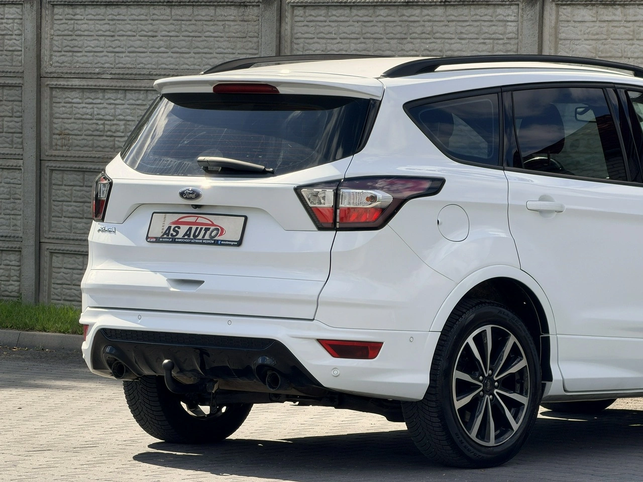 Ford Kuga - Zdjęcie 38