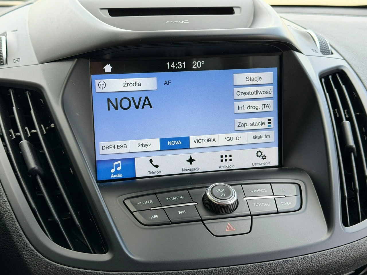 Ford Kuga - Zdjęcie 46