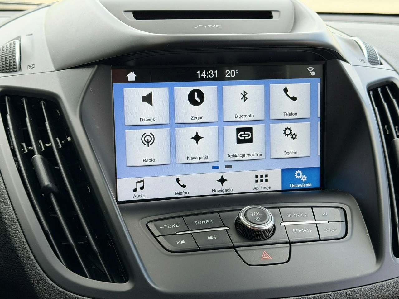 Ford Kuga - Zdjęcie 49