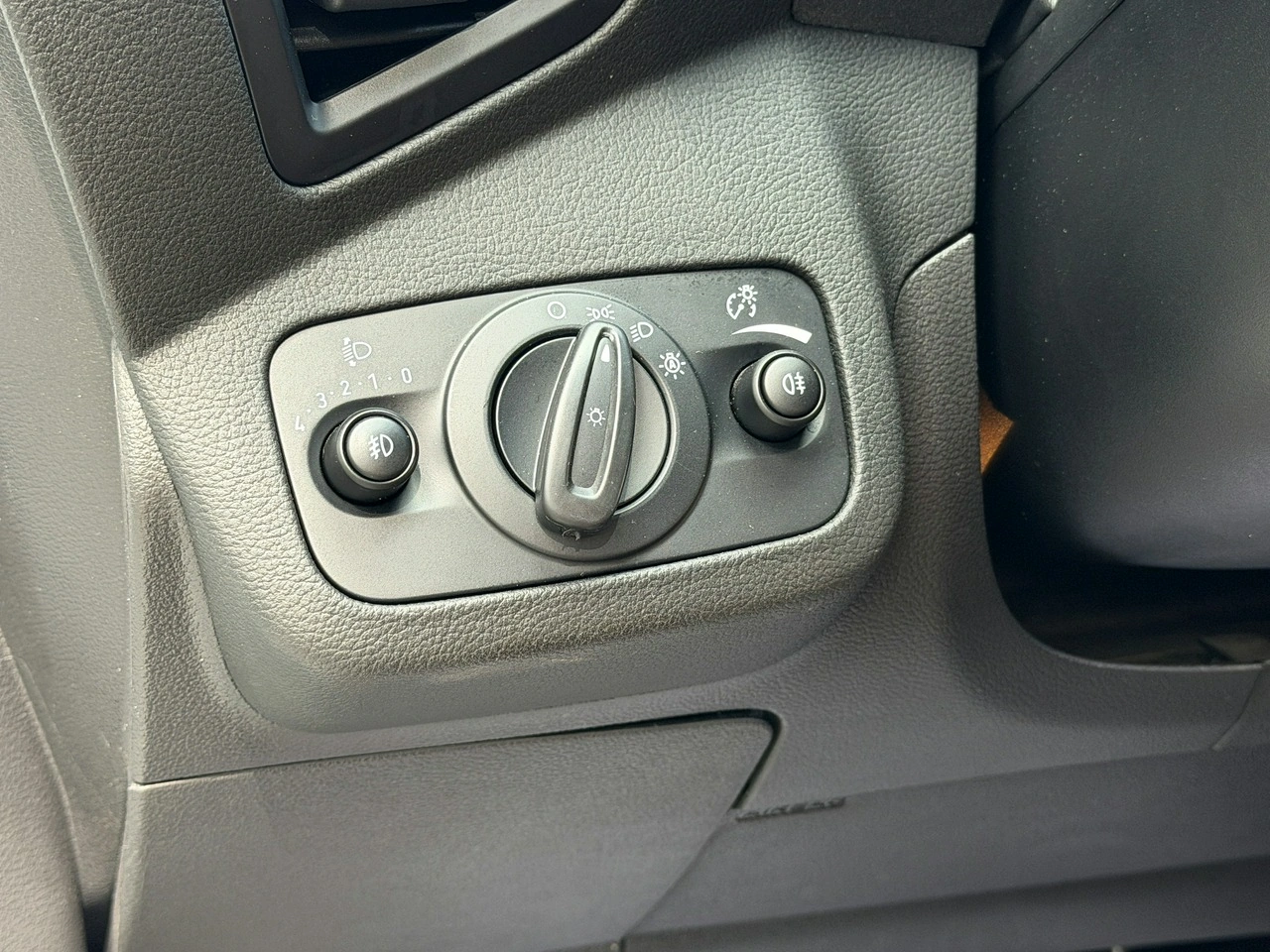 Ford Kuga - Zdjęcie 18