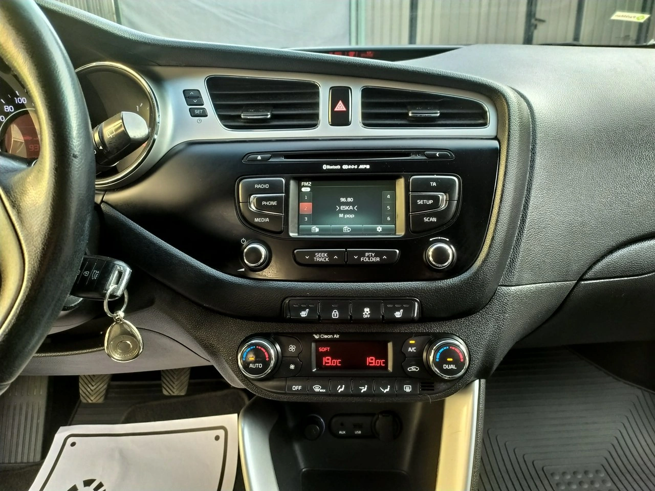 Kia Ceed - Zdjęcie 17