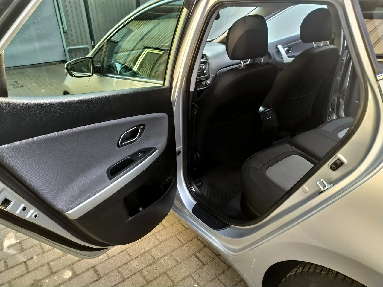 Kia Ceed - Zdjęcie 19