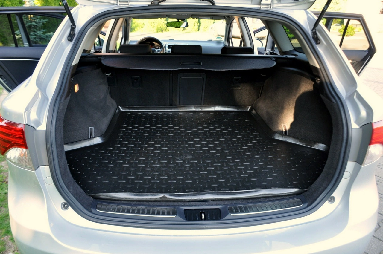 Toyota Avensis - Zdjęcie 37