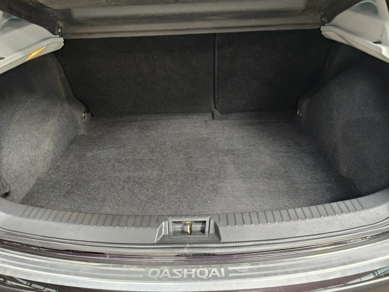 Nissan Qashqai - Zdjęcie 12