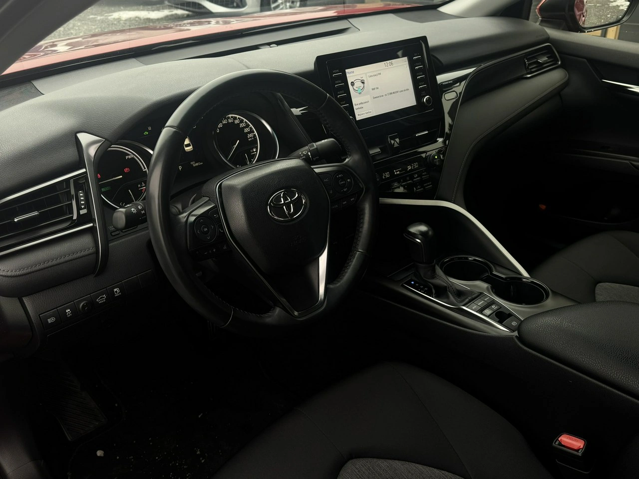 Toyota Camry - Zdjęcie 15