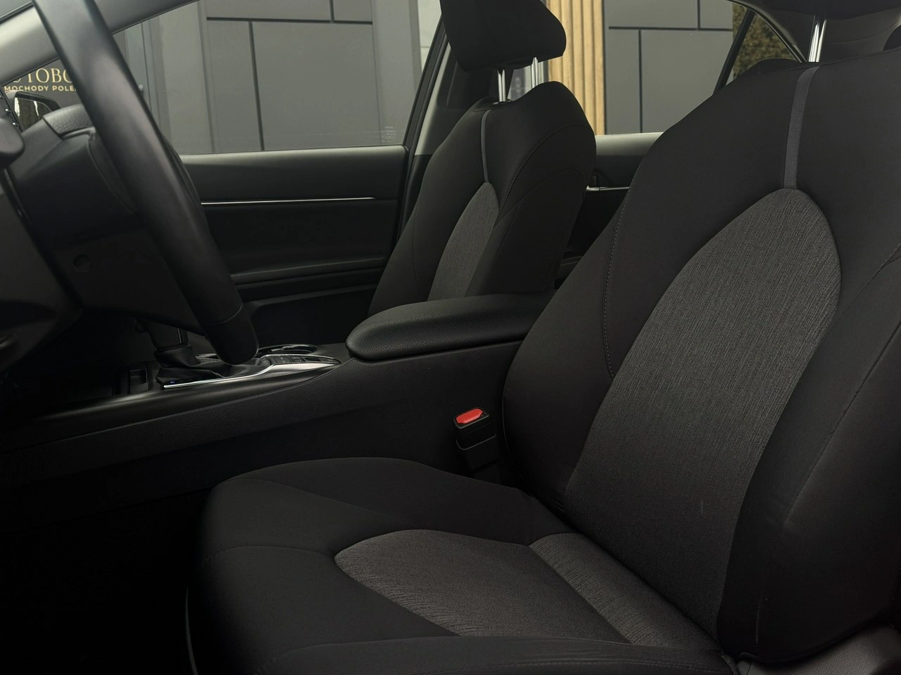 Toyota Camry - Zdjęcie 16