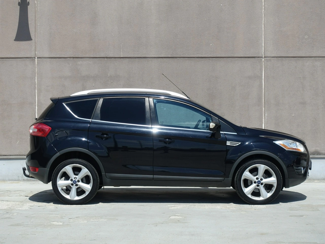 Ford Kuga - Zdjęcie 2