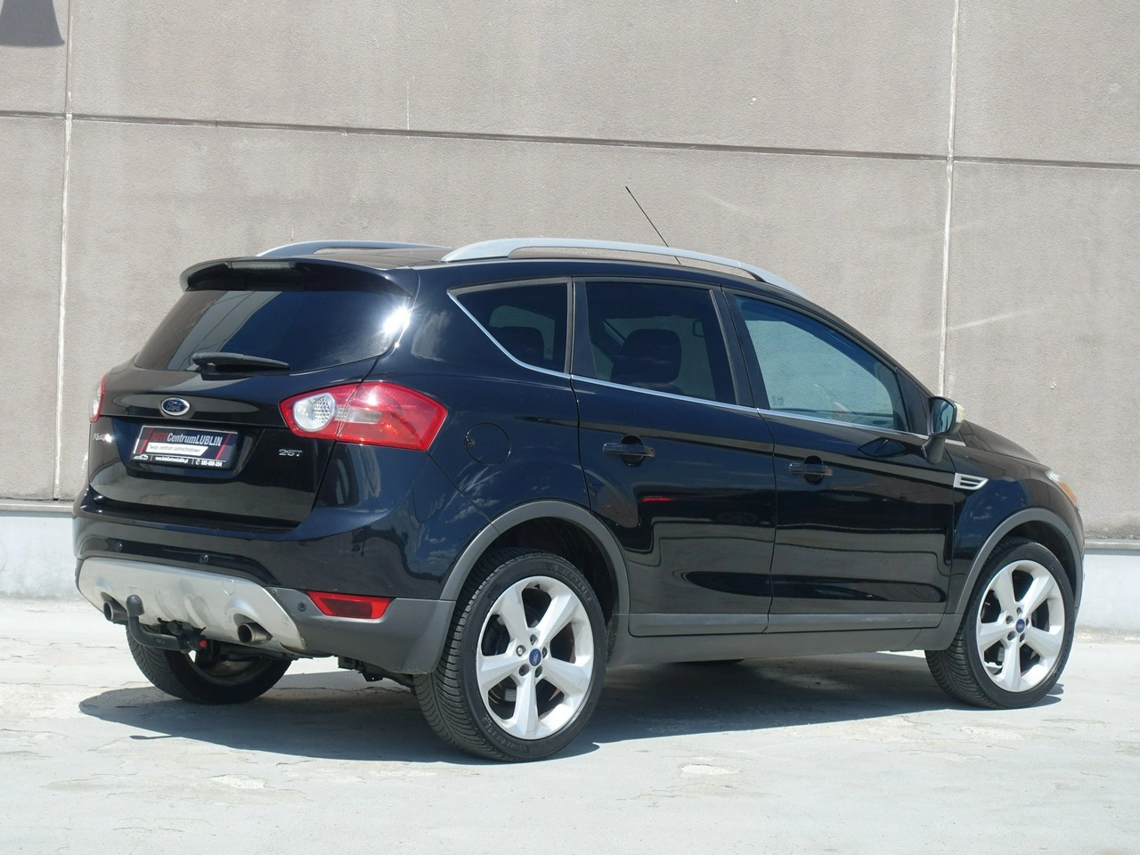 Ford Kuga - Zdjęcie 9