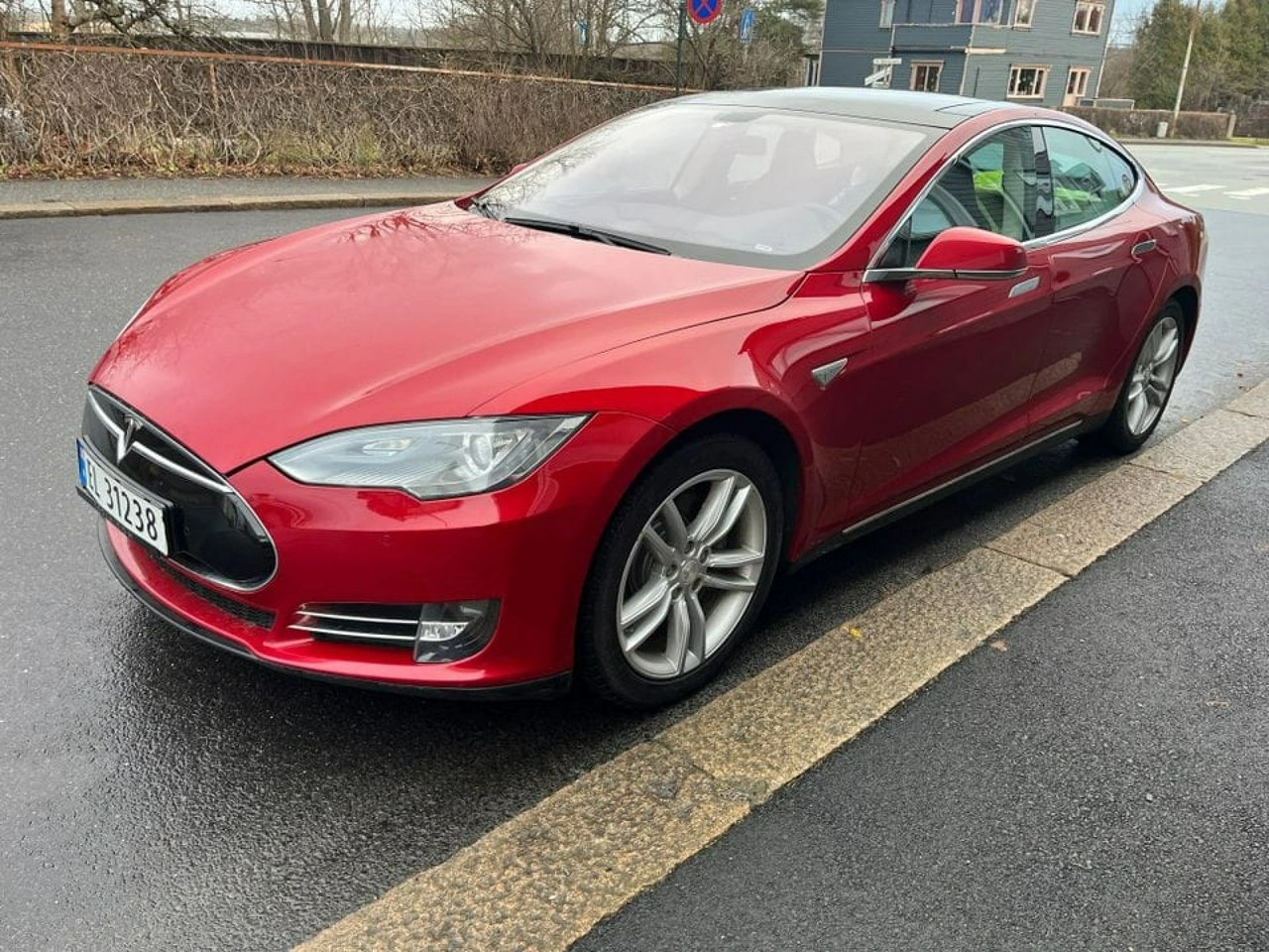 Tesla Model S - Zdjęcie 3