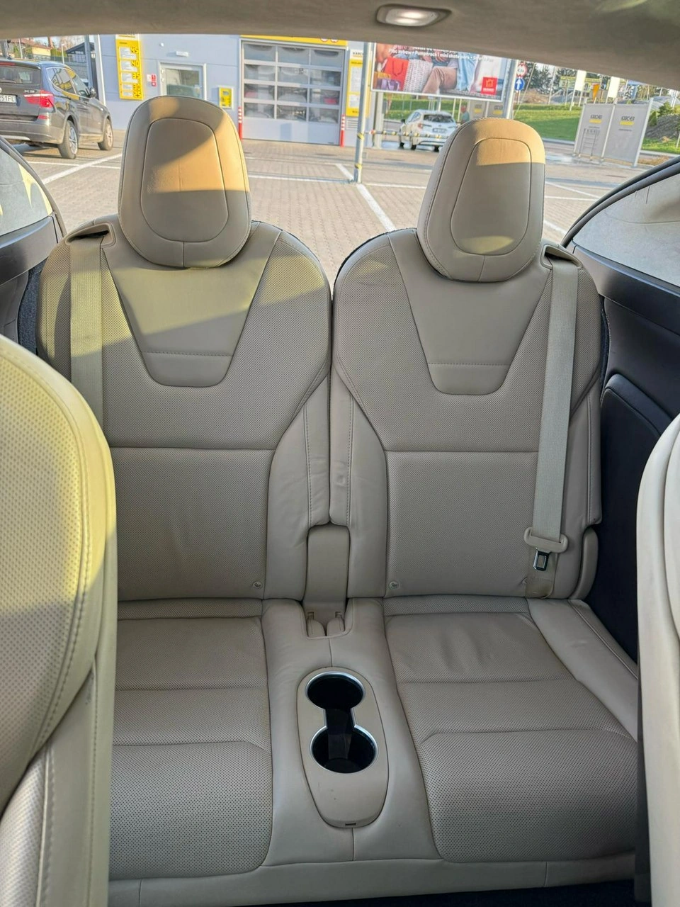 Tesla Model X - Zdjęcie 11